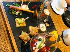-Carbon莫卡哆·意大利复古集市餐厅(杭州大厦店)