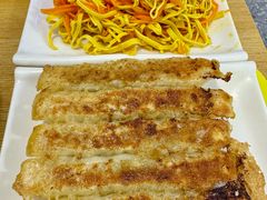 -八百里牛肉汤(盖饭·锅贴·万象城店)