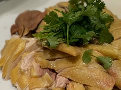 白切广东运来大骟鸡-小粤楼·怀旧粤菜(万辉国际广场店)