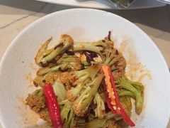 -渔语鱼酸菜鱼新川菜(来福士店)