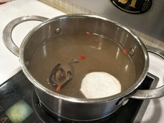 -就这家旋转小火锅(西安路罗斯福店)