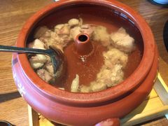 -云海肴·汽锅鸡·云南菜(天山百盛优客店)