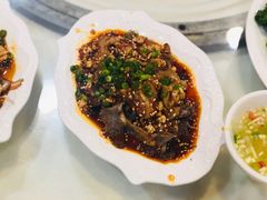 -渝君重庆火锅(嘉宾路店)
