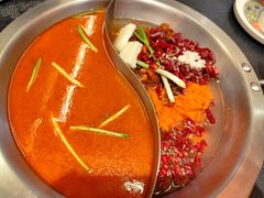 -沸炉重庆老火锅(军事博物馆店)