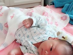 -爱的果实月嫂育婴师(世纪东方店)