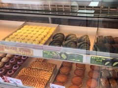 -读酥世家(松江新城地铁站店)