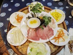 -桥香园云南过桥米线(金马碧鸡店)