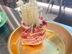 花五花厚切-欧巴炭烤肉오빠숯불구이(南京东路店)