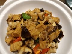 -赶海部落海鲜城(海阳路店)