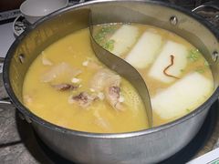 -禄婶鸡煲·打边炉