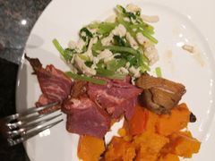 -上海齐鲁万怡大酒店·辣椒屋咖啡厅