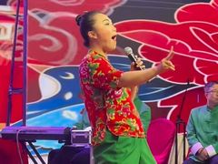 -南风大剧院莎梦二人转剧场