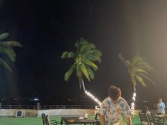 -JW万豪厨房餐厅·滨海草坪烧烤·海鲜·海景(三亚绿发山海天JW万豪酒店)