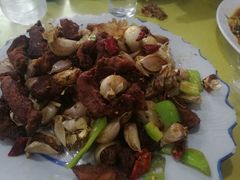 蒜爆牛肉-天添纸包鸡家常菜