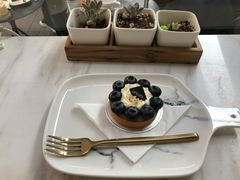 -UNI UNI(环亚凯瑟琳店)