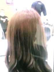 -妃格美发沙龙·烫发·染发