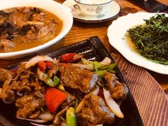 铁板蚝油牛肉-东北人家铁锅炖(鞍山路店)