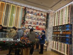 -VENCHI 闻绮(上海佛罗伦萨小镇店)