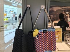 -M Stand(杭州萧山万象汇店)