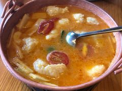 -云海肴·汽锅鸡·云南菜(天山百盛优客店)