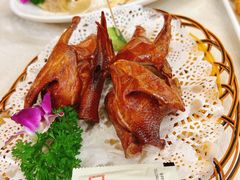 -津津名菜馆(绝没分店)