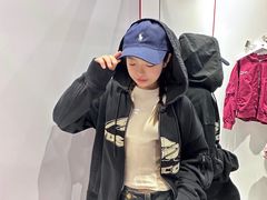 -王府井奥莱棋盘山小镇