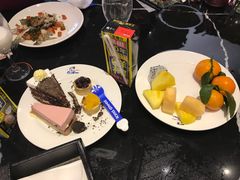 -小天鹅戴斯酒店鲸鲨百汇创作料理
