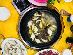 -濠轩阁特色生蚝火锅(水湾路店)