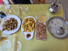 -雪湖煜辰鱼头老店(雪野湖店)