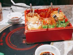 -禄婶鸡煲·打边炉