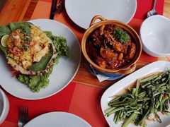 -Phensiri Thai Restaurant