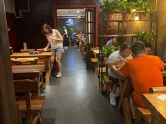 -万记麻辣烫国展总店