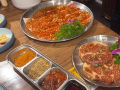 -明洞阿姨·韩式酱蟹烤肉·创意料理(三元桥店)