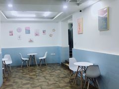 大堂-美肴冰品·汉堡·牛腩饭(总店)