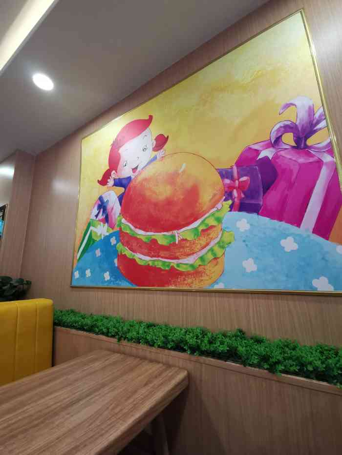 华莱基汉堡炸鸡(商业城店)-"[薄荷]环境: 新开的店,"华莱基"奔着.