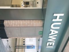 -华为授权体验店(万航渡路)