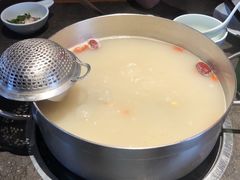 -马家斑.鲜鱼火锅(松湖万科店)