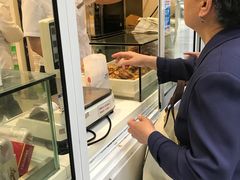 -上海哈尔滨食品厂(汇联商厦店)