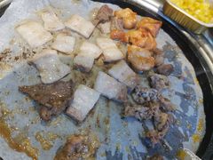 -哈哈碳都·牛肋条无限自助烤肉(台江万达店)