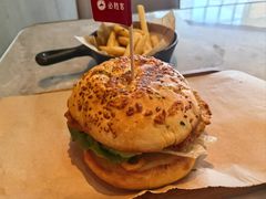 -必胜客(东大桥店)