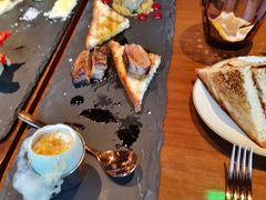 -The ROOF (通盈中心店)