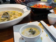 -鱼亨小鲜酸菜鱼(大信店)