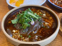 冒鸭血-张烤鸭·川菜·非遗冒烤鸭(青石桥店)