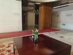-裕龙汤泉