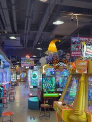 -卡通尼乐园(上海安亭店)