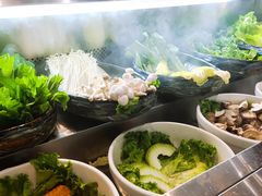 -爱伲PLUS·牛肉海鲜自助火锅(融创店)