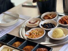 小菜拼盘-郑阿姨的家·이모네·韩料&烤肉(武川路店)