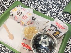 -麦当劳(百联西郊购物中心店)