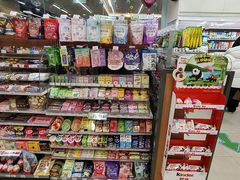 -全家便利店(沪太路三店)