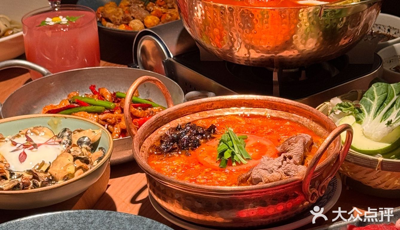 终于和闺蜜一起来镇江打卡了“山野板扎”，人气真的很旺！